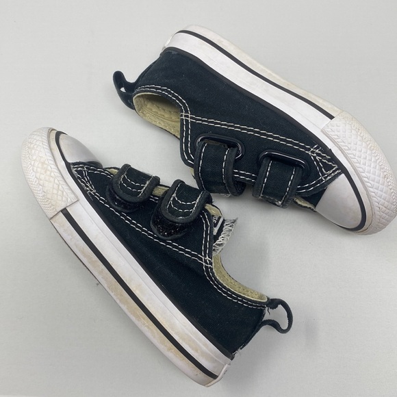 Converse Chuck Taylor All Star Black Easy-On Sneakers - Picture 7 of 11